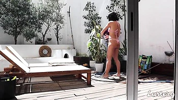 Latina Milf Gets Hardcore Blowjob and Cumshot