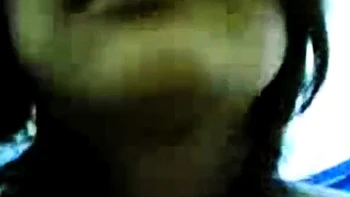 Amateur asiática tetona se mete los dedos en la pussy con lencería