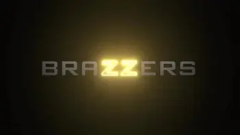 Breakup Gift - Mona Azar / Brazzers  / stream full from www.brazzers.promo/bg
