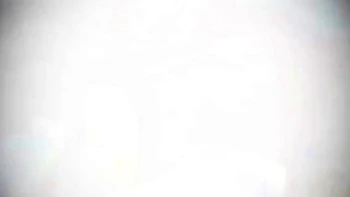 Asiática se masturbando a buceta na webcam