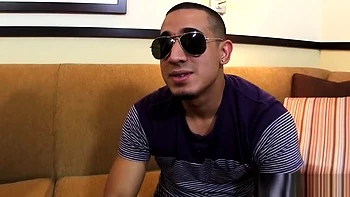 Chica teen humillada en doggy por maledom con gran polla