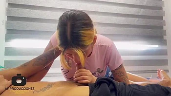 Demi-sœur Gabriela Wish baise anale et pipe seule