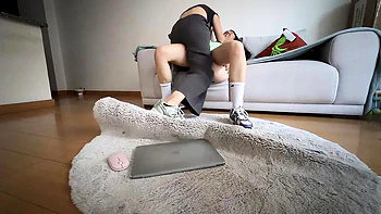 Vizinha latina quente de Scarlettandc ensina sexo lésbico com dedos e lambida de buceta