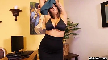 Brunette Jamie Valentine Gives Massive Tits Handjob