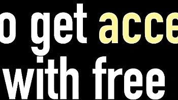 Charlee Chase lutscht dicken Schwanz in Dessous