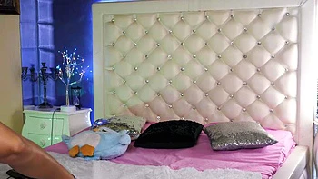 Latina Amateur Tits Flash Teasing