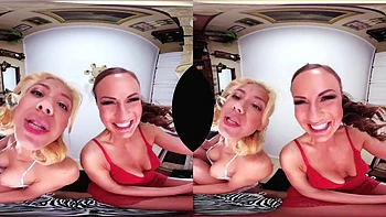 Lesbischer VR-Fick in der virtuellen Realität