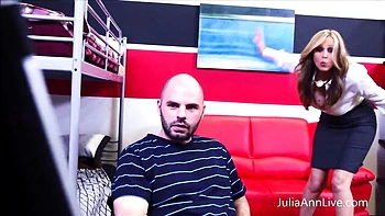 Aristocratic cougar Julia Ann's huge tits