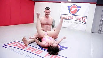 Victoria Voxxx Sucks Huge Cock & Doggy Teen Sex