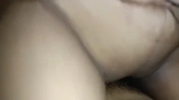 Деси пасынок жестко трахает горячая тетя в узкую киску