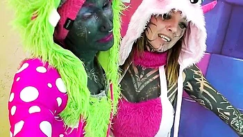 Tattooed Lesbian Dreadlocks Girls Fuck