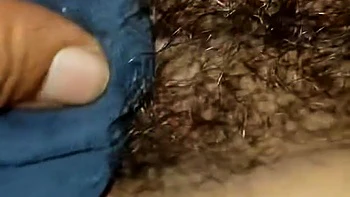 Verschollene haarige indische Amateurfickaufnahme