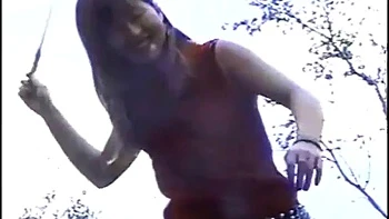 Japanische Femdom mit Peitsche und hartem Ficken