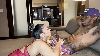 Amateur Blasen und Doggy-Fick vom Arsch