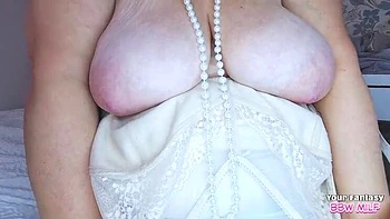 Esposa madura BBW trai com peitões naturais caseiros