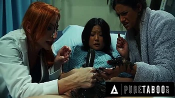 Asiatische Jungfrau Lulu Chu wird von Stiefmutter & Ärztin gefickt