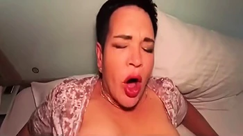 Sexe chaud entre cul et chatte à tour de rôle