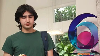 Busty Stepmom Wants Deep Anal Fucking