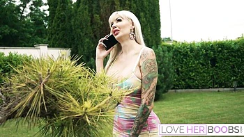 Dean Van Damme Fucks Blond Bombshell with Huge Tits and Ass