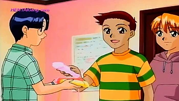 Submissive MILF wird in der Öffentlichkeit mit Toys gefüllt und gefickt