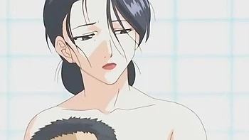 Belle-mère à grosses nichons en gangbang hentai