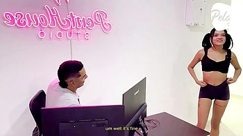 Morena flaca con tetas pequeñas follada sin condón