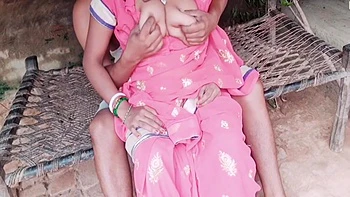 Оттрахал свою пышную брюнетку невестку