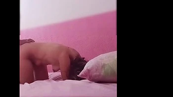 Proprietário indiano fodendo hóspede no motel caseiro