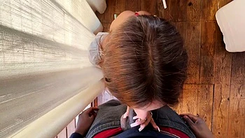 Gigi Garcia suce une grosse bite pour Daddy POV