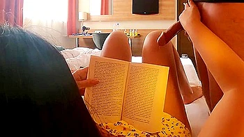 Leon Lambert fode Baby Dolls com bunda e peitos enormes