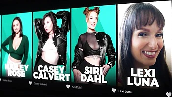 Pequena morena Aften Opal cavala dildo e chupa