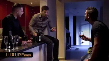 Julie Skyhigh and 3 men