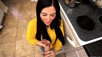 Theodora Day Gives Hardcore Blowjob and Fingering