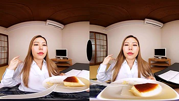 Hikaru en lingerie japonaise dans un appart VR