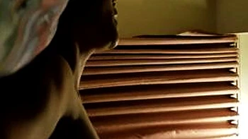 Азиатка стонет от минета и ласк pussy