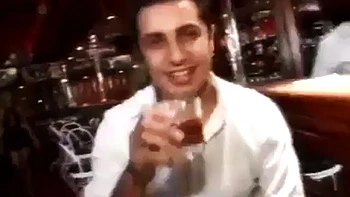 Fernanda Alencar baise mec du bar: Sucette, Levrette, Cowgirl