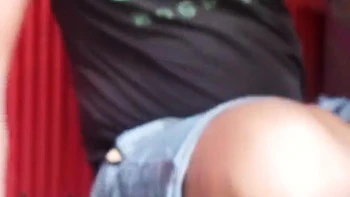 Tía sexy folla con hermanastro en casa