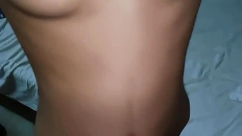 Десийская деревенская девушка впервые трахнута в POV