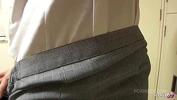 Худая японская секретарша трахается дважды в ММФ двойном кончании