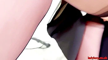 Lucy Gresty folla a la madrastra con culo y tetas grandes