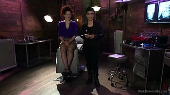 Redhead Ingrid's Electrosex Mouth Lesson - Shocking Orgasms & Squirting