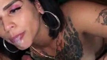 Suce profonde et salissante