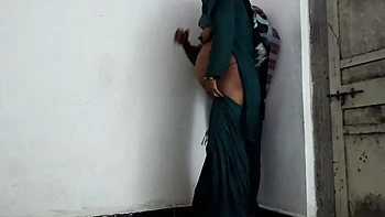 Bhabhi embarazada follada en la cocina por Devar - historia india rural