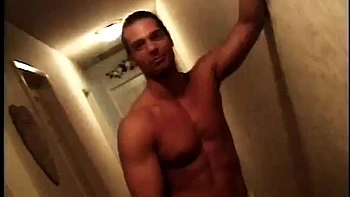 Азиатка Fujiko Kano с большой жопой в позе наездницы и отсосом