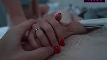 Madrasta acorda com pau do enteado e leva facial depois da briga