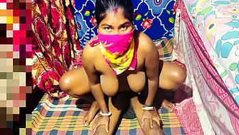 Trio supremo: papai, cachorrinho e cowgirl quente