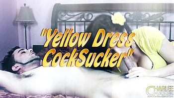 Мамочка Чарли в глубоком минете с большим хуем