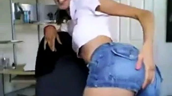 Sexy Brunette Masturbates Her Big Ass Solo