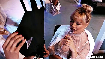 Four-Way Fuck with Big Tits & Face Sitting