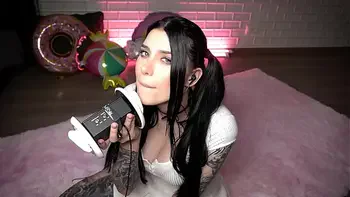 ASMR PERFECT BAE ON HER KNEES. HONEY HAZE